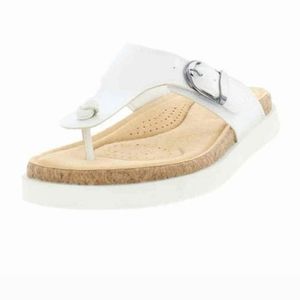 IZOD Ladies' Size 8 Charcy Strap Sandal, White & Tan.
